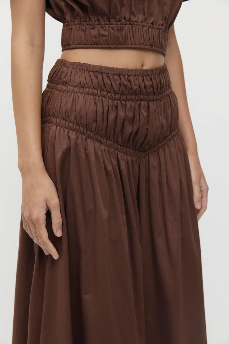 Adrienne Puff Sleeve Crop Top in Chocolate