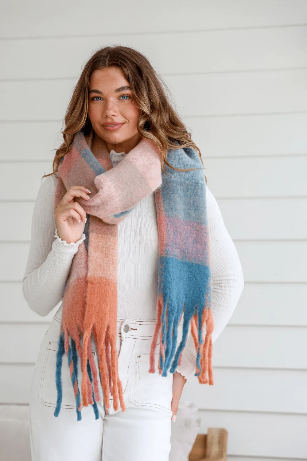 Arna Chunky Soft Check Scarf