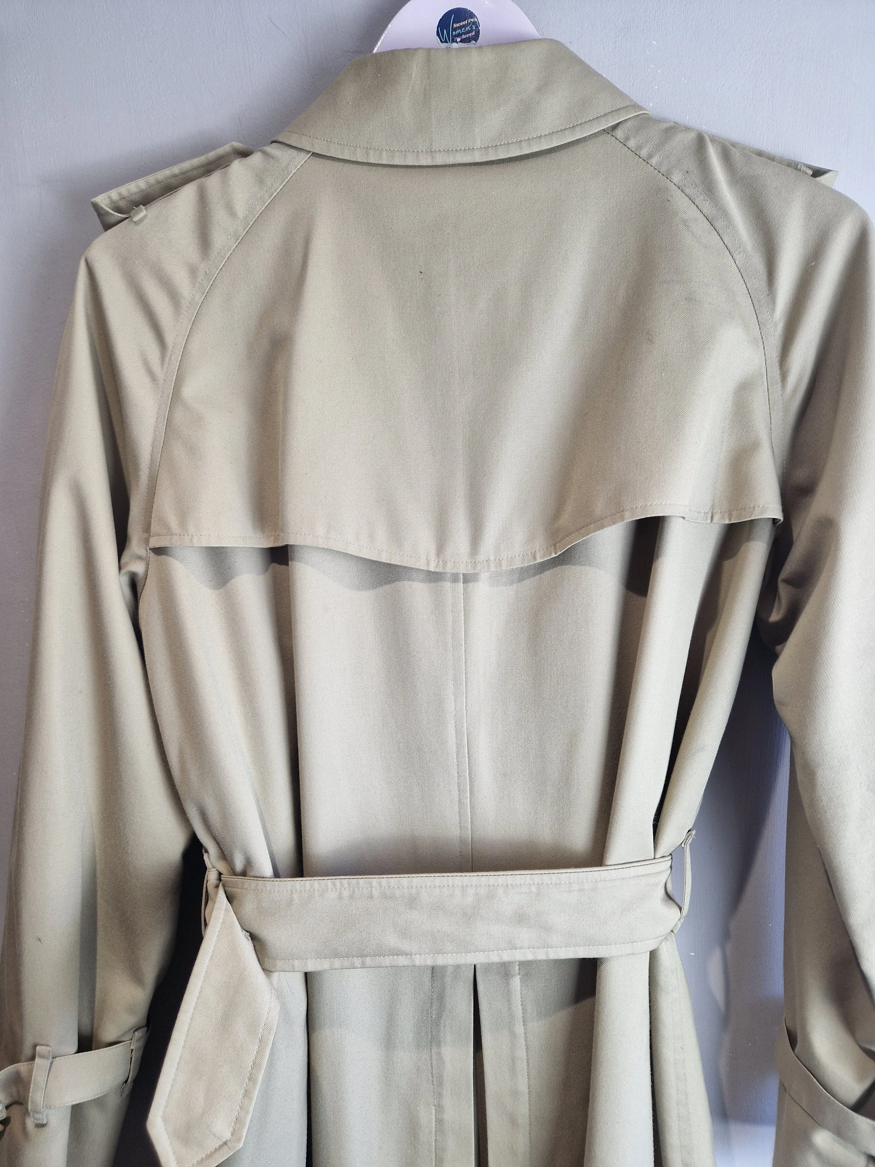 Burberry Vintage Chelsea Beige Trench Coat - size 12