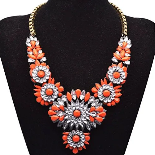 Collar con Detalles de Flores en Cristales de Colores