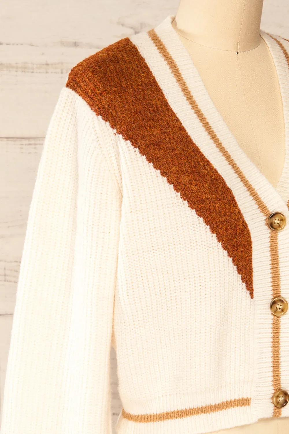 Ellayo | Cropped Knit Cardigan w/ Buttons