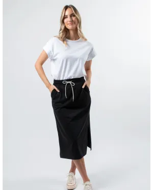 Essentials Skirt - Black