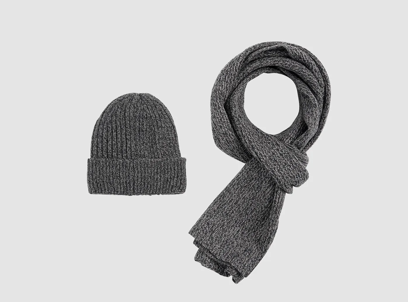 FitVille Knitted Hat and Scarf Set