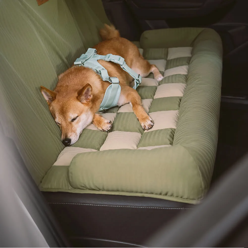 FUNNYFUZZY X VELOTRIC Travel Bolster Safety Back Seat Large Dog Car Seat Bed - Chessboard Lounge