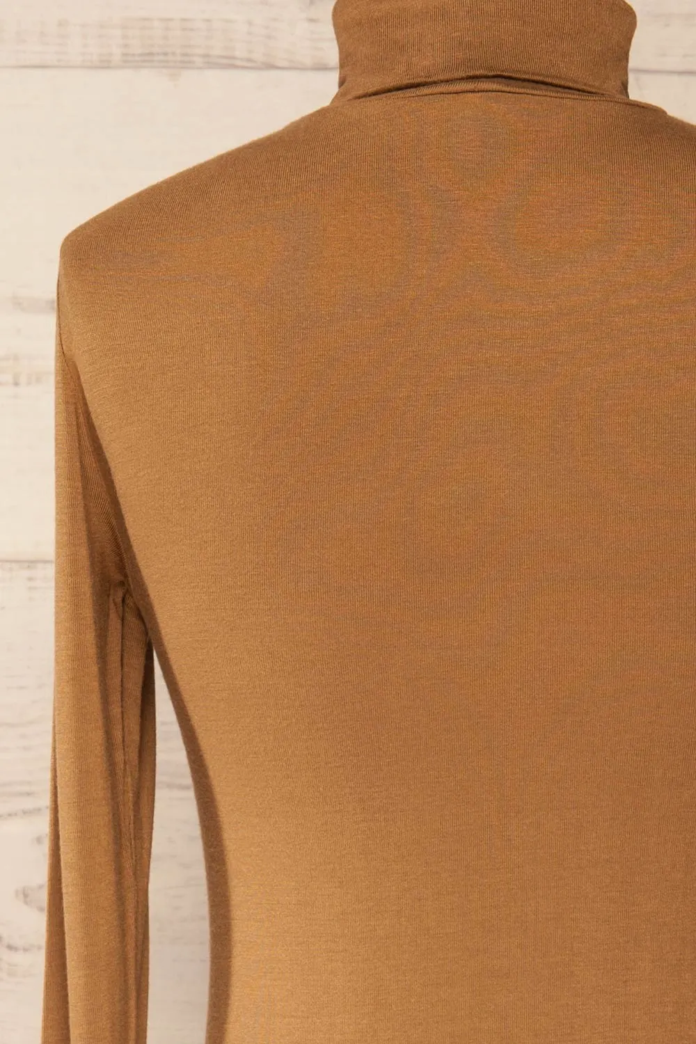 Lassi Caramel | Long Sleeve Turtleneck