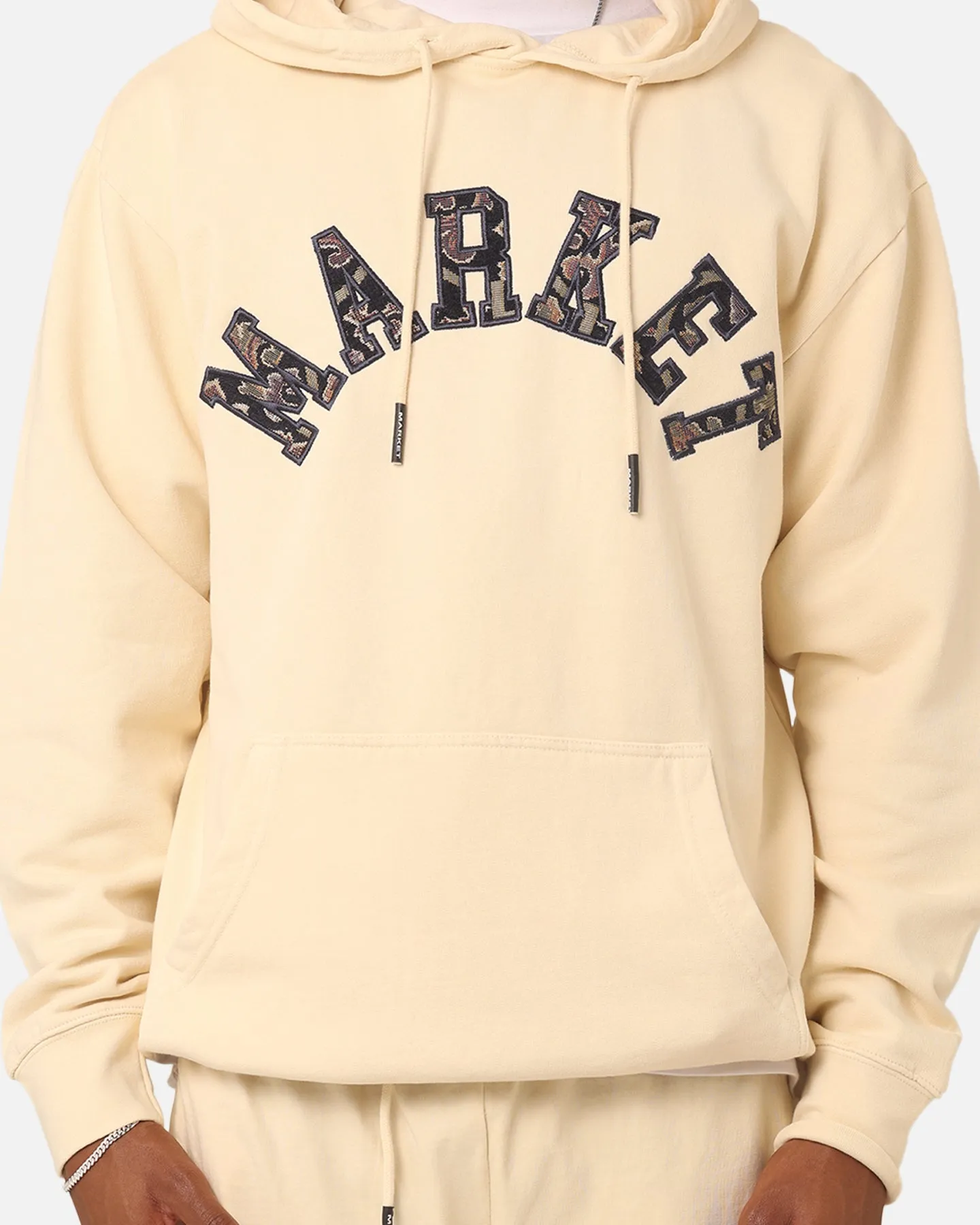 Market Rug Dealer Throwback Arc Hoodie Ecru