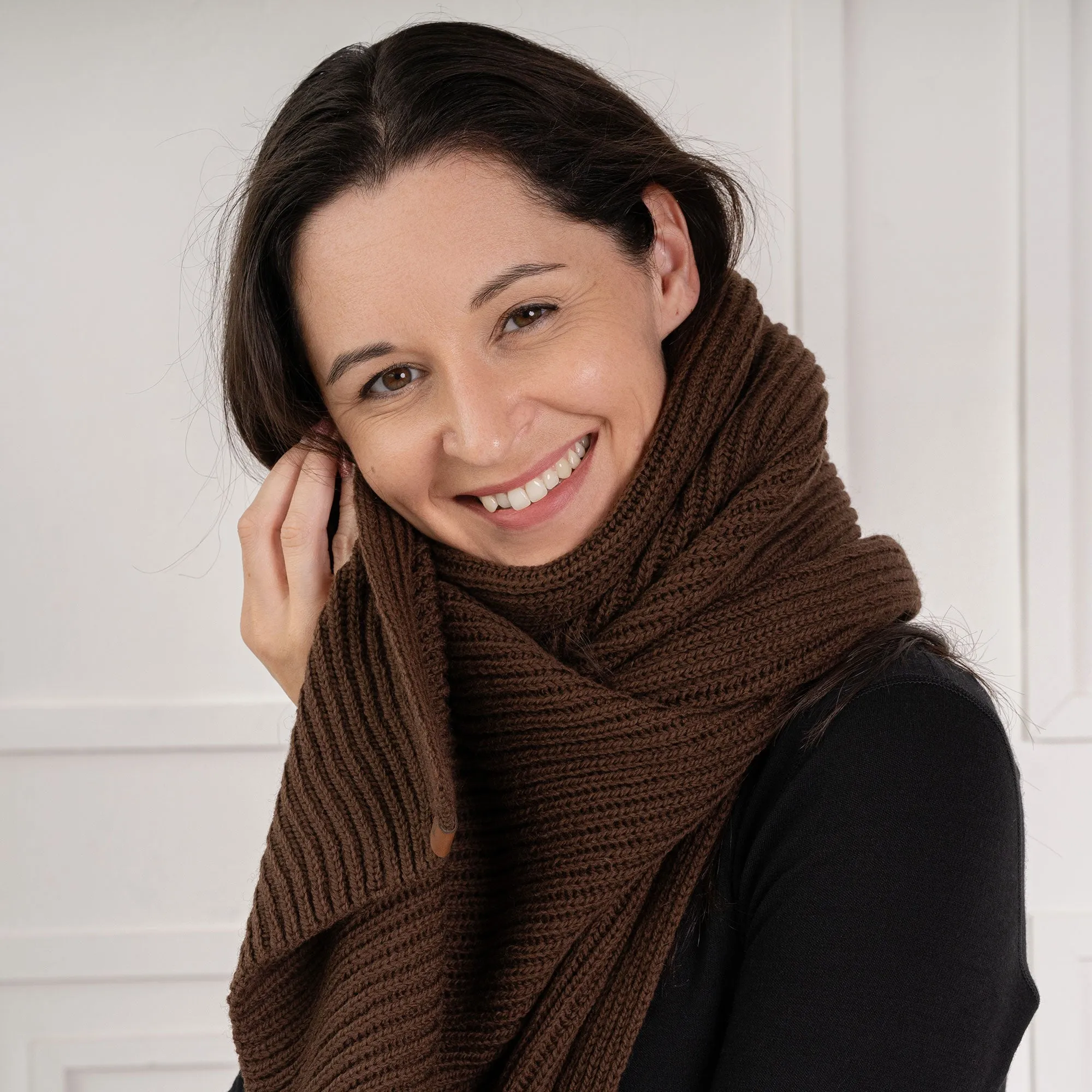 MENIQUE 100% Merino Wool Knit Womens Scarf