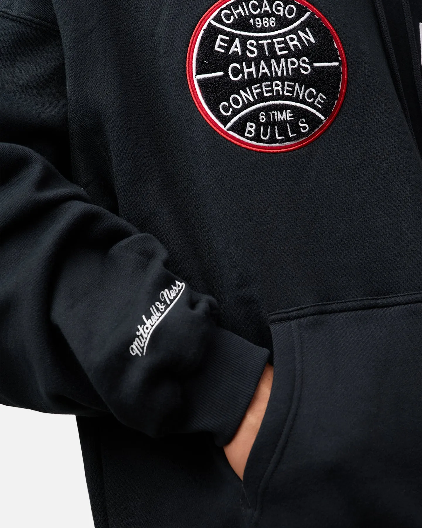 Mitchell & Ness Chicago Bulls Conference Hoodie Faded Black