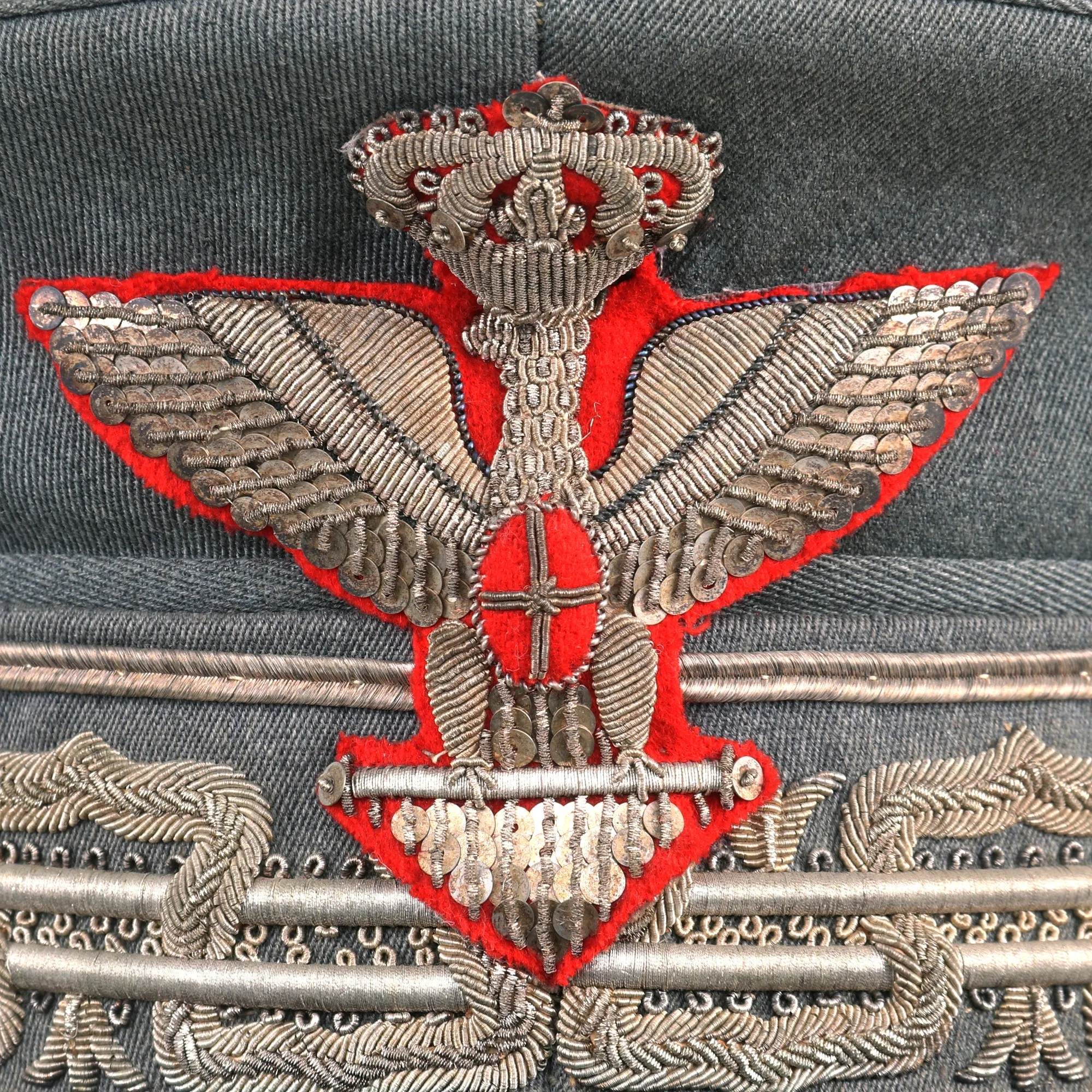 Original Italian WWII Uniform Set Attributed To General of Brigade Alfonso Morretti With Museum Sign - Formerly A.A.F. Tank Museum Collection