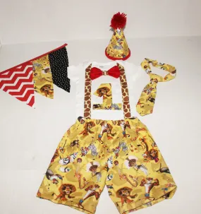 safari cake smash outfit with party hat,madagascar birthday outfit, circus cake smash zoo animals Boys cake smash outfit, zoo Banner