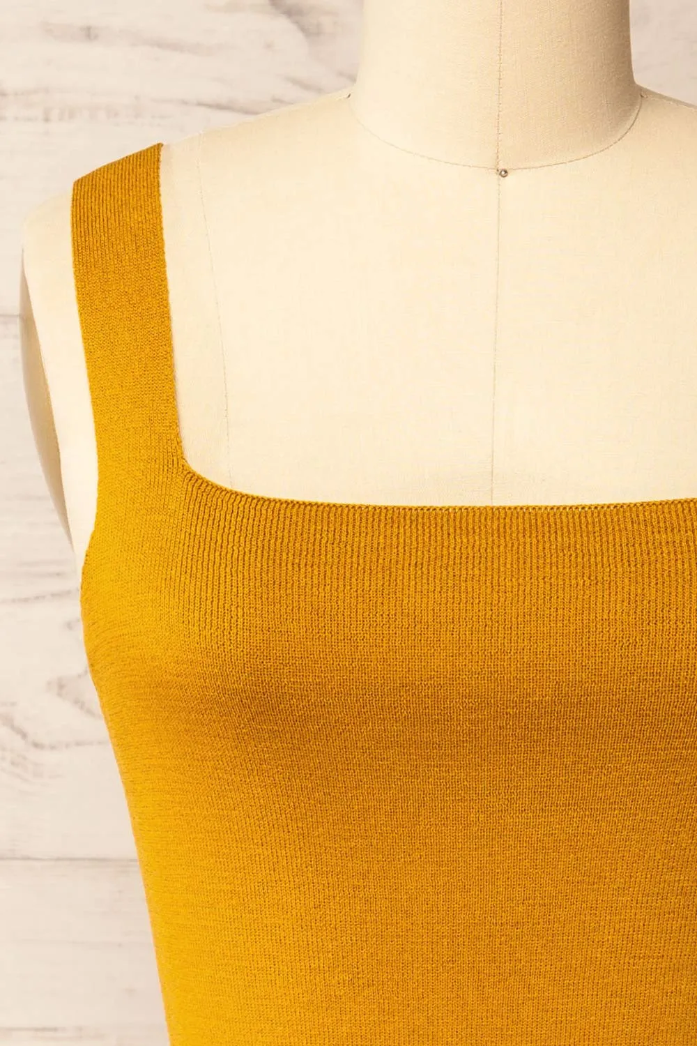 Shandaken Yellow | Cropped Top w/ Scalloped Hem