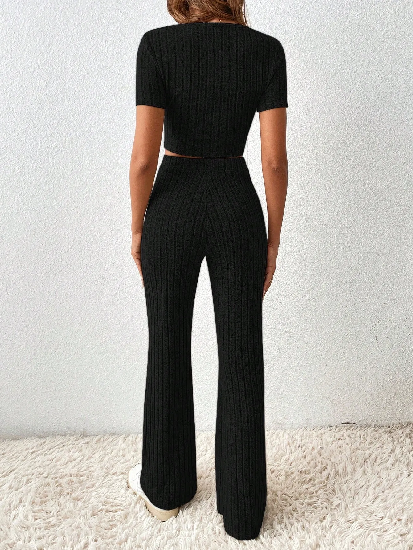 SHEIN Frenchy Solid Crop Tee & Flare Leg Pants