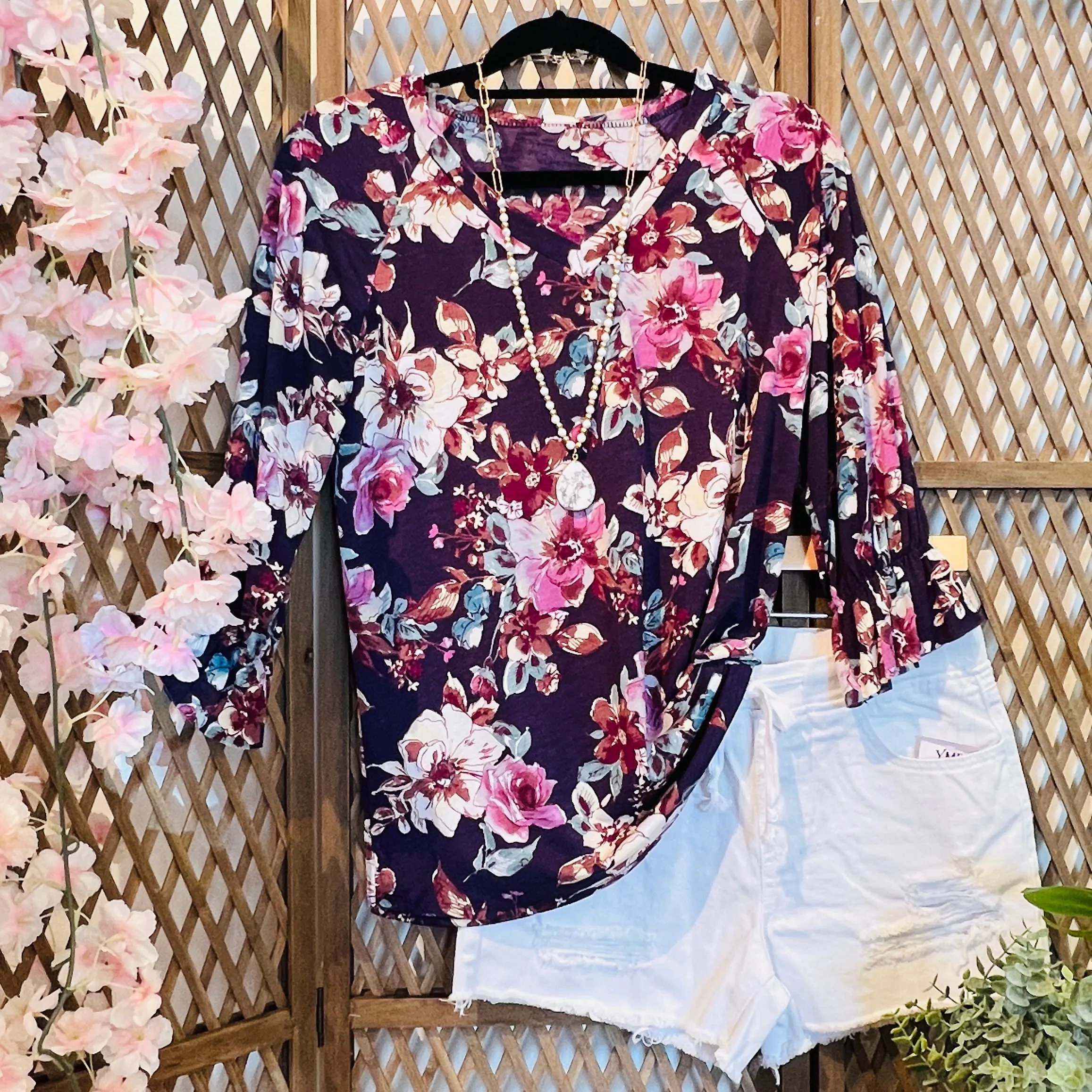 V Neck 3/4 Sleeve Floral Top